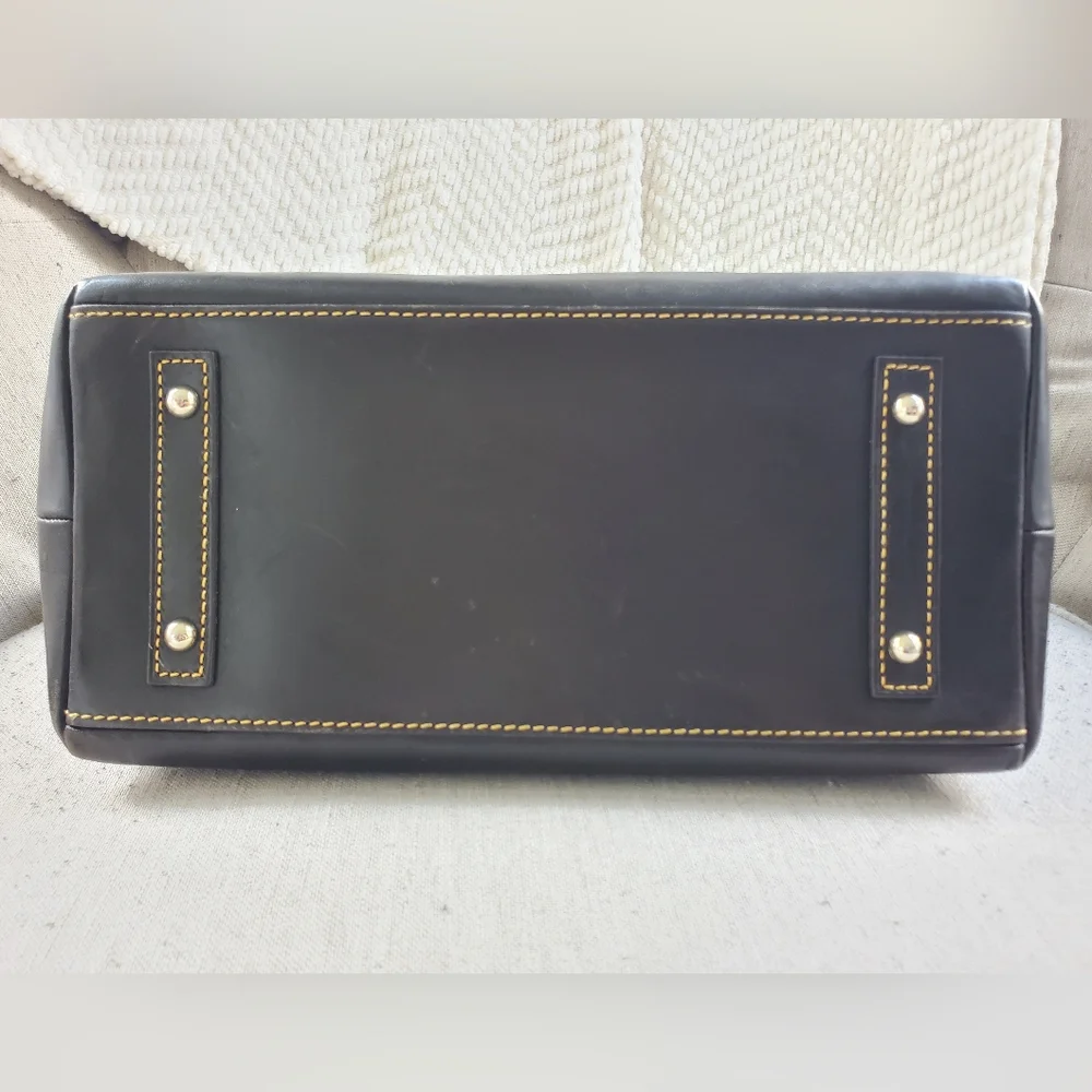 Dooney & Bourke croc embossed Dillen satchel - Picture 3 of 11